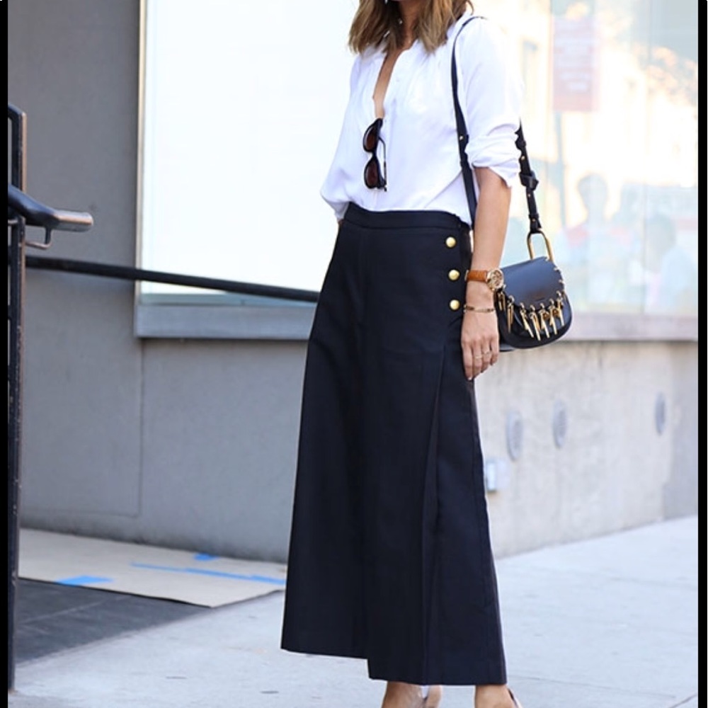 Marc Jacobs brand wide Leg navy pants. Lined. Sz 4